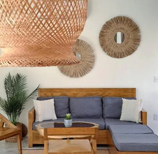 Kuxtah, Beautiful With Private Pool Pousada