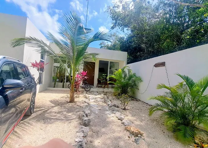Kuxtah, Beautiful With Private Pool Pousada